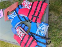 Several life jackets seen in pics