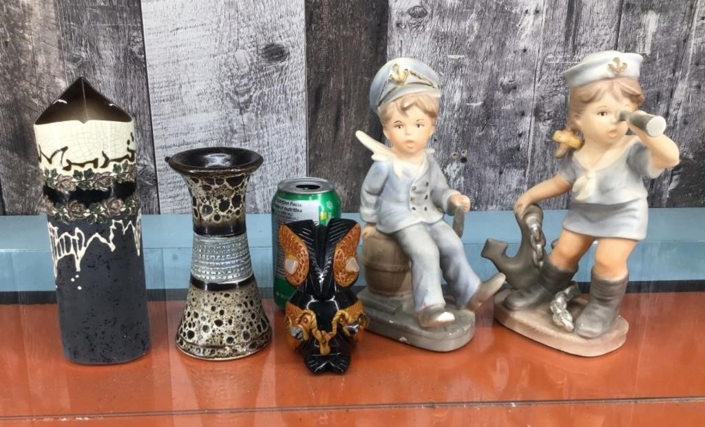 Ceramic figurines & decor