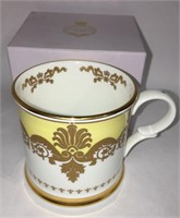 Royal Collection Mug, Buckingham Palace 1999