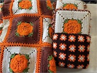 Crochet bedspread & pillows