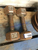 PAIR OF 10 LB HAND WEIGHTS