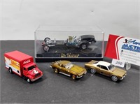 Johnny Lightning 4 Pack