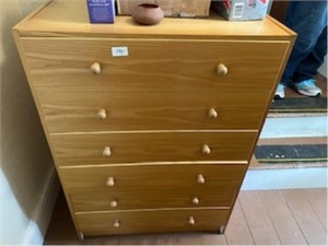 NICE CHEST OF DRAWERS