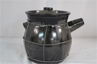 Chinese teapot 7.75" H