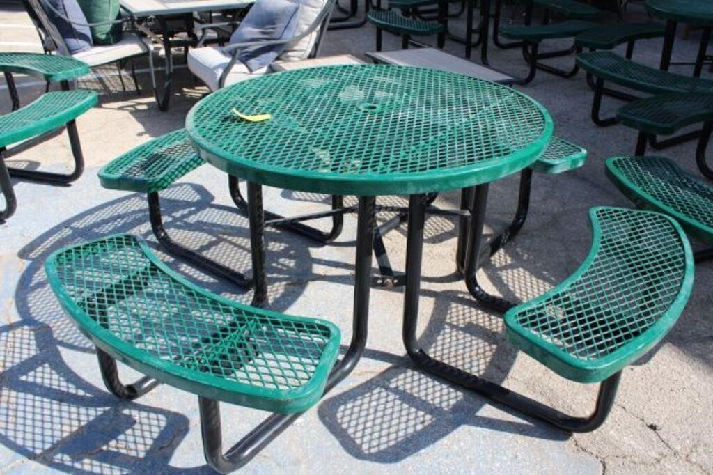 Thermoplastic-Coated Metal Round Picnic Table,