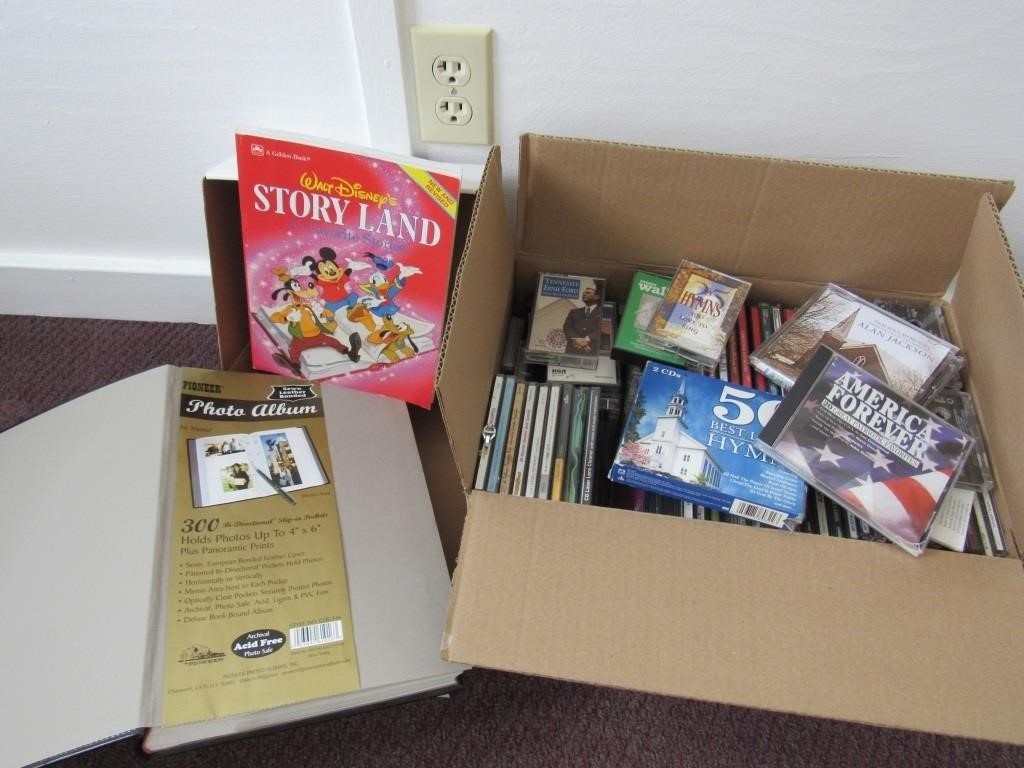 Cassettes, CDs - Disney Story Book - Photo Album