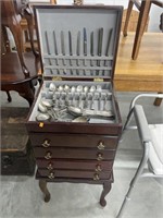 Vintage flatware chest w/ flatware