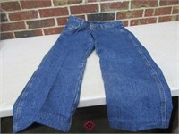 32x24" Wangler Jeans