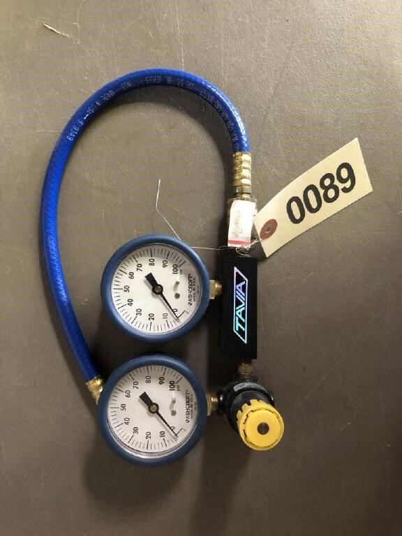 0815 Dual Gauge Leakdown Tester