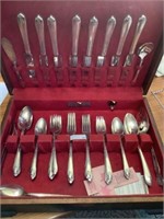 50 pieces of Rogers and sons flatware exquisite