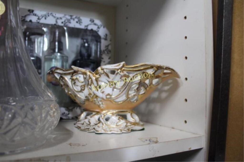 GOLD DECORATED PORCELAIN BOWL -