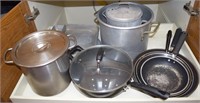Aluminum & Stainless Steel pots & Pans lot