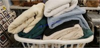 Basket of 12 towels and washcloths