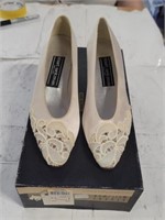 Stuart Weitzman - (Size 5) Shoes