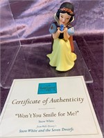 Disney Classics Snow White Won't You Smile W/ Box