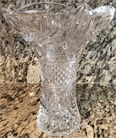 E - VINTAGE CUT GLASS VASE (K122)