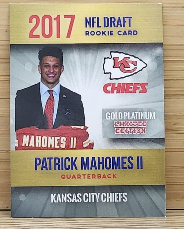 Patrick Mahomes 2017 NFL Draft Rookie Card