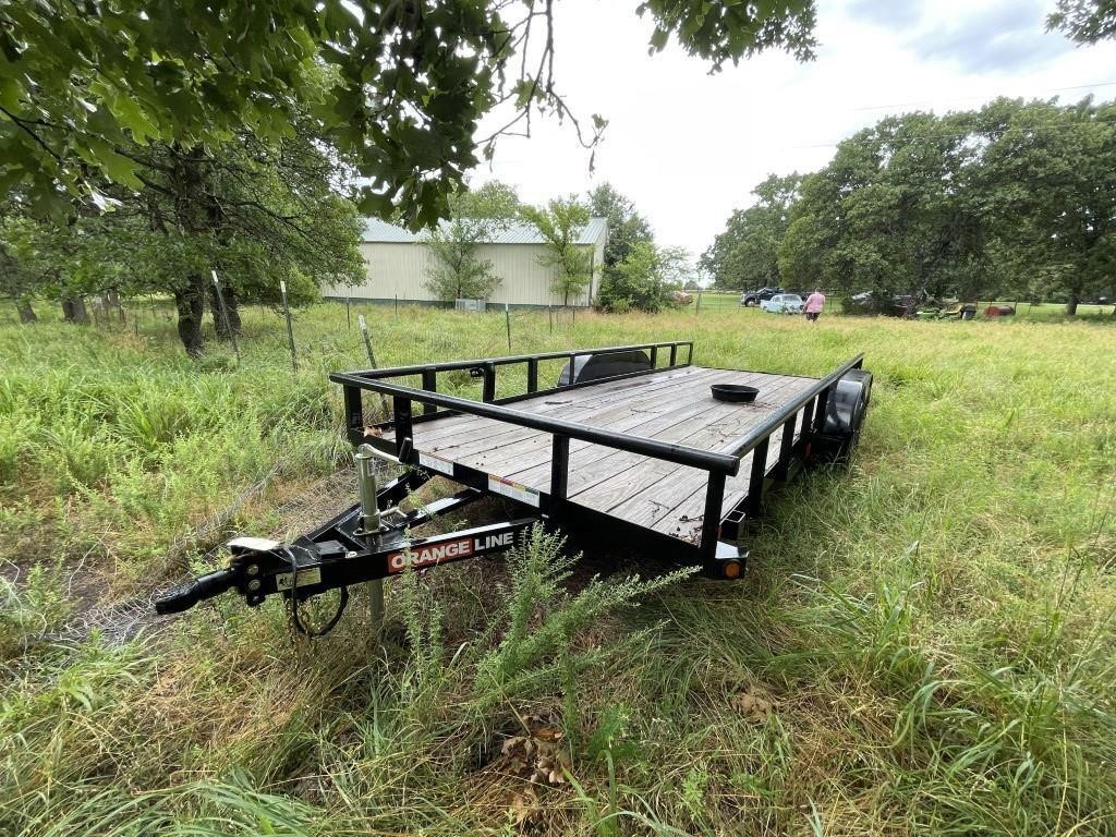 Orange Line Bumper Pull Trailer w/Ramps