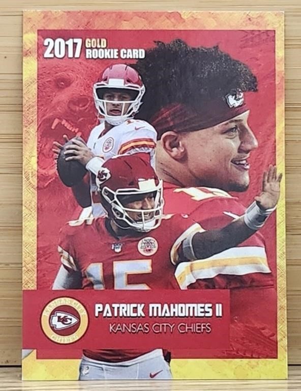 Patrick Mahomes 2017 Gold Rookie Card