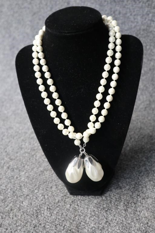 1960's Double Pearl Runway Necklace