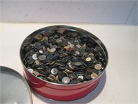 TIN BOX FULL WITH BUTTONS