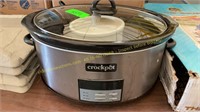 Large Crockpot (DAMAGED) Mini Crock Pot