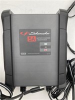 Schumacher Battery Charger and Maintainer 5A 6V/12