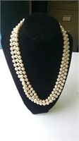 Flapper Style Handknotted Pearl Necklace