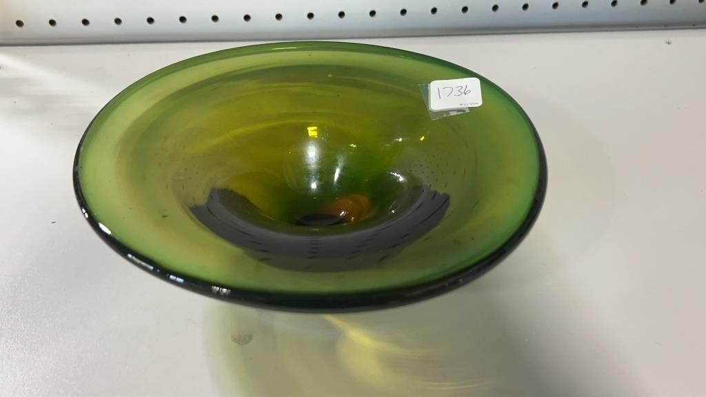 Mid Century Sommerso Art Glass Bowl