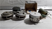 5 VINTAGE FLY FISHING REELS