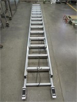 Werner 28' Aluminum Ladder Type iA