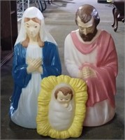 (F) Blow Molds Mary, Joseph and Baby Jesus Set