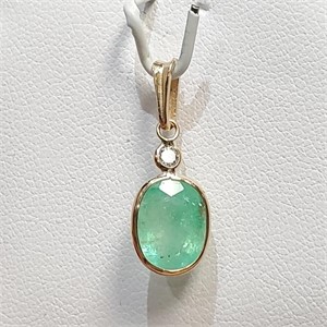 $2400 14K  Colombian Emerald(2.7ct) Diamond(0.1ct)