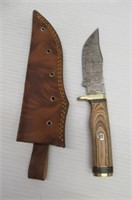 4" Damascus steel fixed blade knife with sheath.