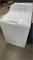 Hot Point Washing Machine. Gently Used. Electric.
