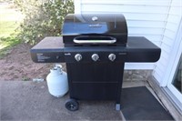 CHAR-BROIL GAS GRILL: