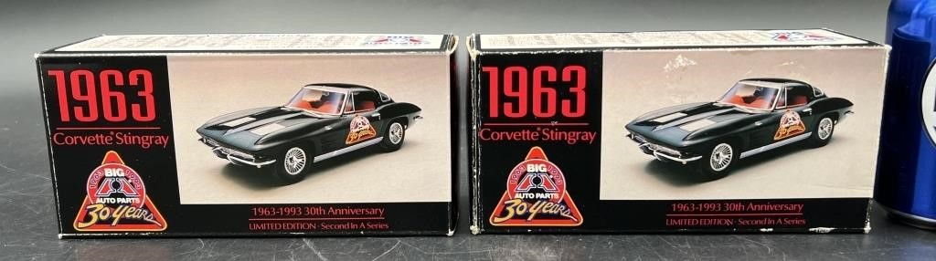 2 ERTL 1961 Corvette Stingrays 1:24 Model #9433