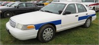 2008 Ford Crown Vic White 122308 miles
