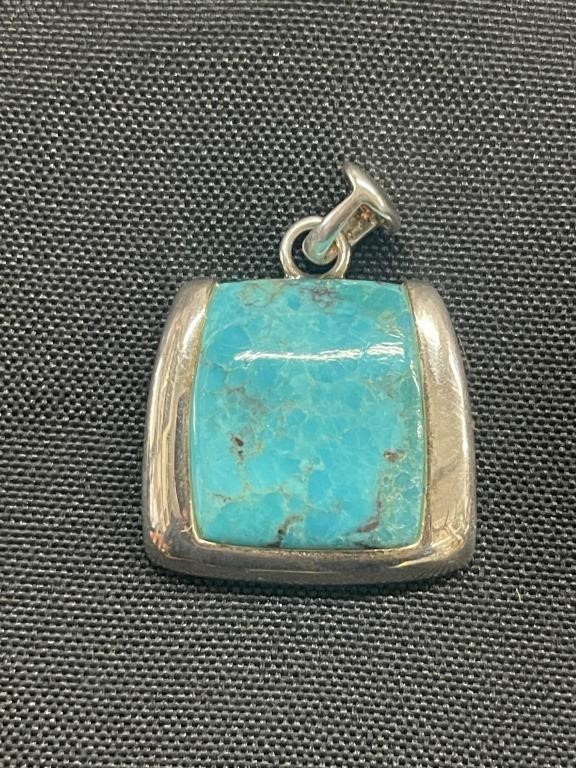 Vintage sterling & turquoise pendant