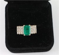 Beautiful Ladies Emerald & Diamond Ring