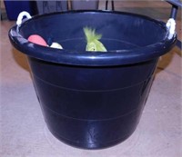 17 gallon storage tub - 4 Dr. Seuss plush toys