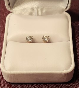 Pair 14K Gold Diamond Pierced Stud Earrings 3/4 CT