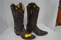 Ladies Corral Vintage Brand Boots Size 8 M