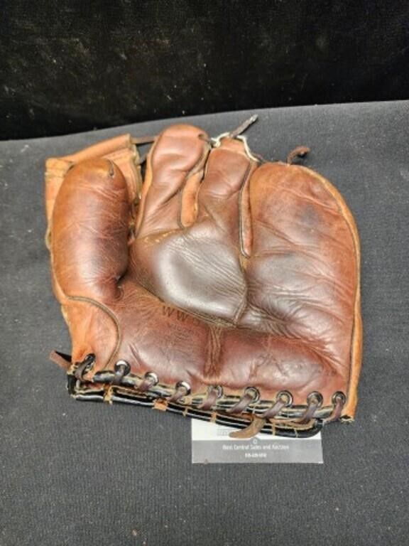 Vintage Victor Glove