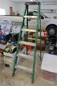 Louisville 6' Aluminum/Fiberglass Ladder
