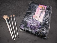 Leggings, Makeup Brushes