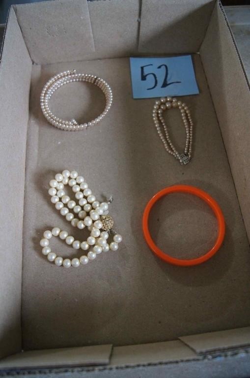 Jewelry – Bead Bracelet Lot