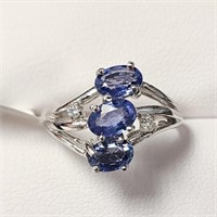 $2470 10K  Ceylon Sapphire(1.65ct) Diamond(0.02ct)