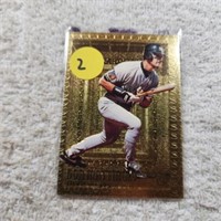 1995 Topps Embossed Golden Idols Don Mattingly