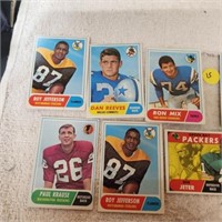 9-1969 Topps Football Cards